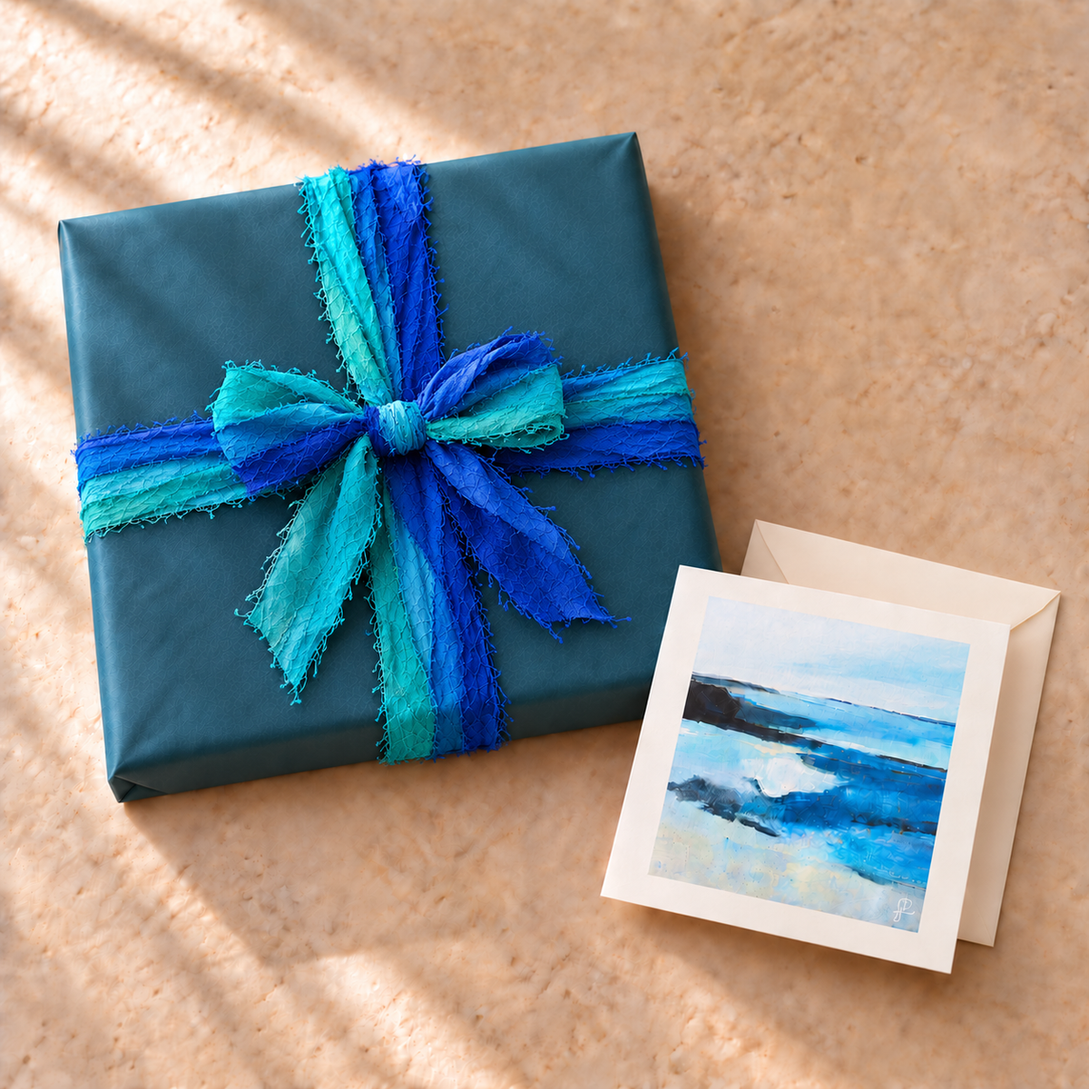 Gift wrapping +Card small art